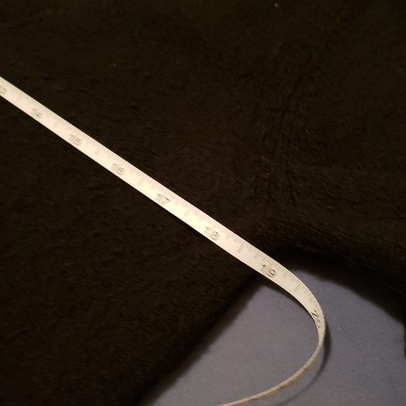 H&M Size M Black Cropped Fuzzy Cardigan - Picture 3 of 6